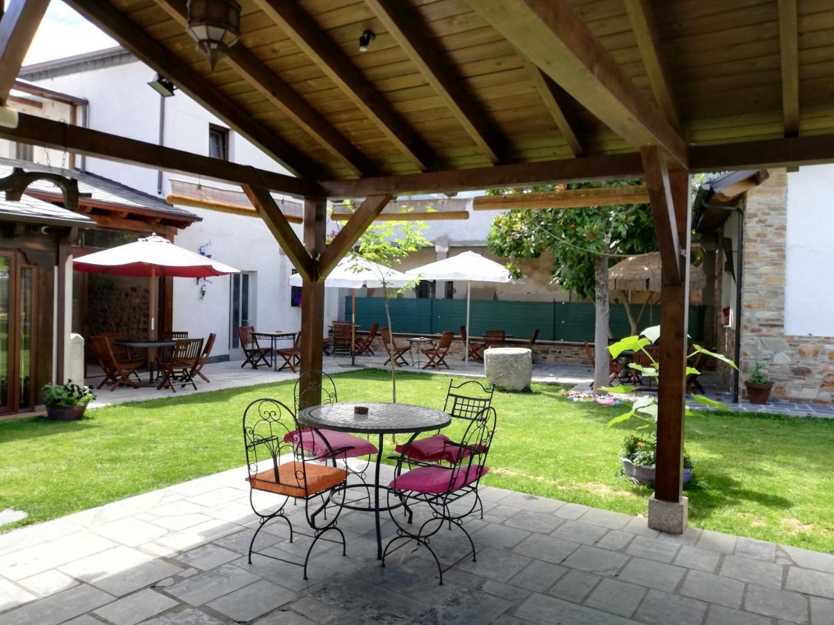 Albergue La Medina De Camponaraya Luaran gambar
