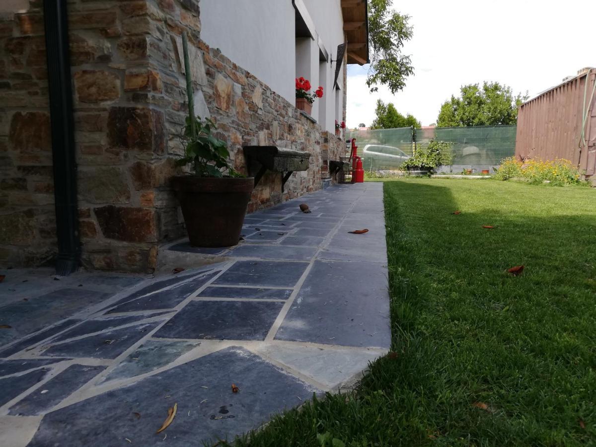 Albergue La Medina De Camponaraya Luaran gambar